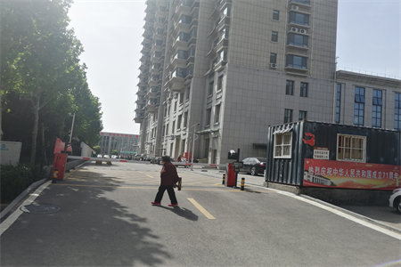 祥云小区套三3室1厅1卫92㎡